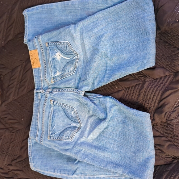 Light wash skinnies - Picture 7 of 7